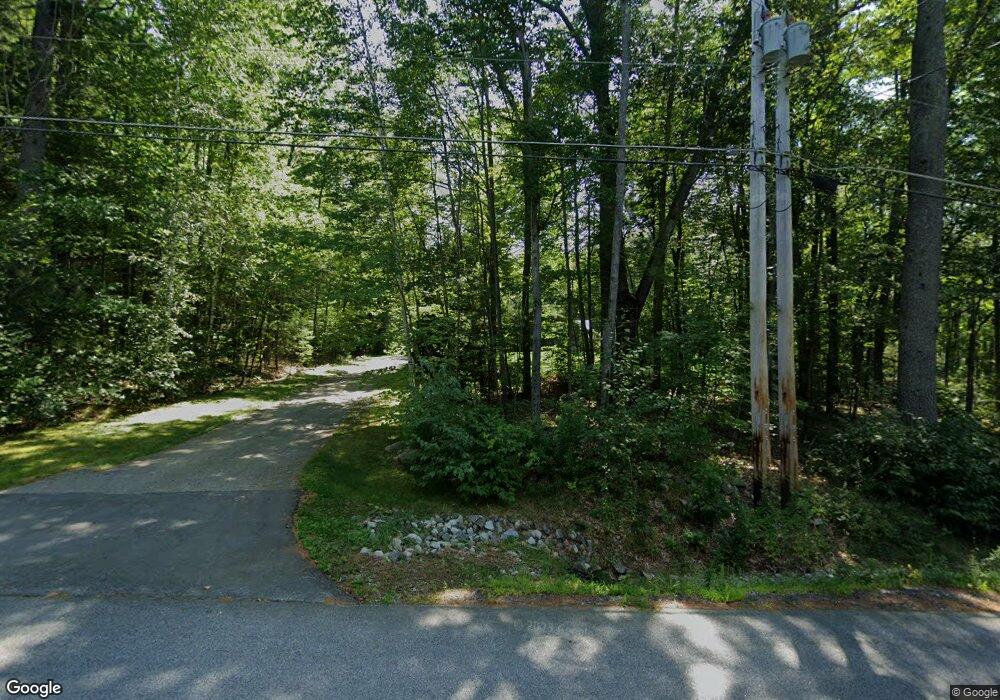 319 Beacon Hill Rd, Pembroke, NH 03275 - photo 1