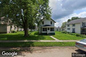 205 2nd Ave E, Donahue, IA 52746