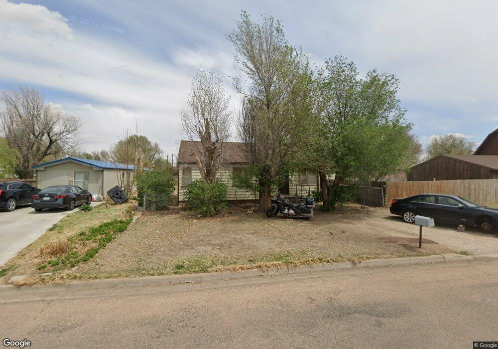 910 S Polk St, Hugoton, KS 67951 - photo 1