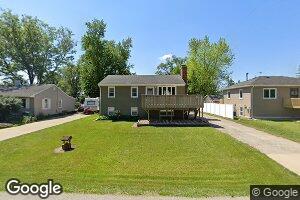 112 Toneff Dr, Elk Run Heights, IA 50707