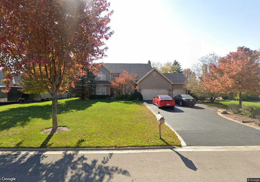 3661 Lakeview Dr, Algonquin, IL 60102 - photo 1