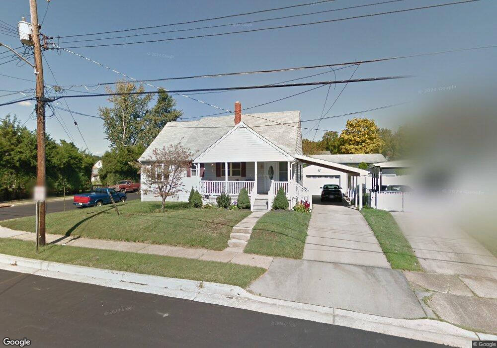 958 Lance Ave, Essex, MD 21221 - photo 1