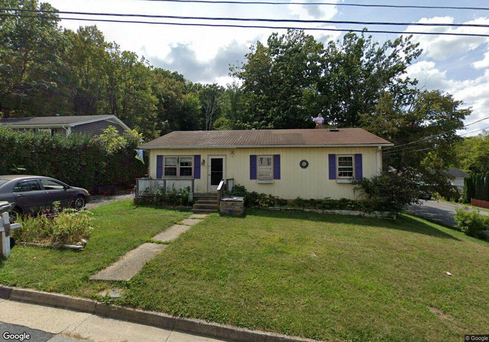 1000 E 11th St, Waynesboro, VA 22980 - photo 1