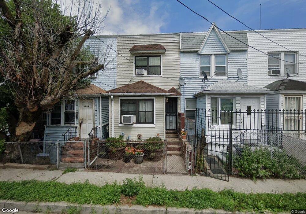 11851 154th St, Jamaica, NY 11434 - photo 1