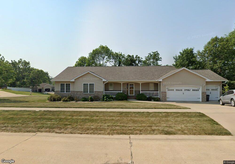 4127 Windfall Dr NW, Cedar Rapids, IA 52405 - photo 1