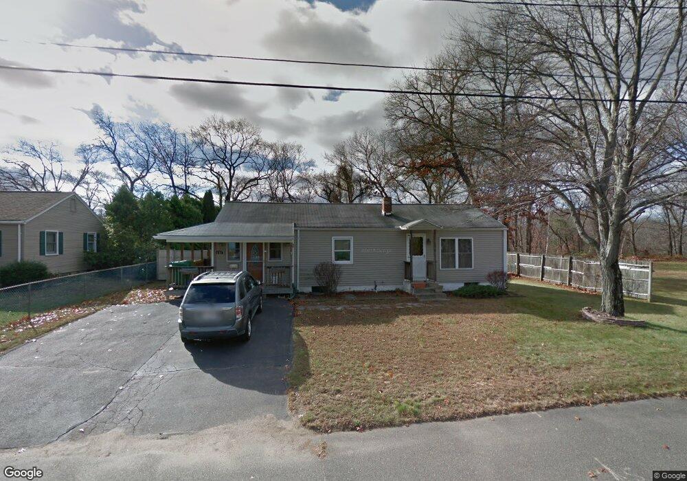 175 Mandalay Rd, Chicopee, MA 01020 - photo 1