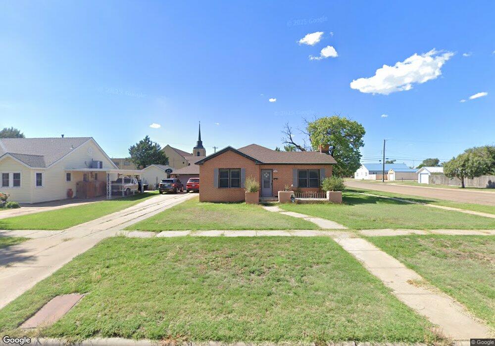 402 Beard Ave, Dumas, TX 79029 - photo 1