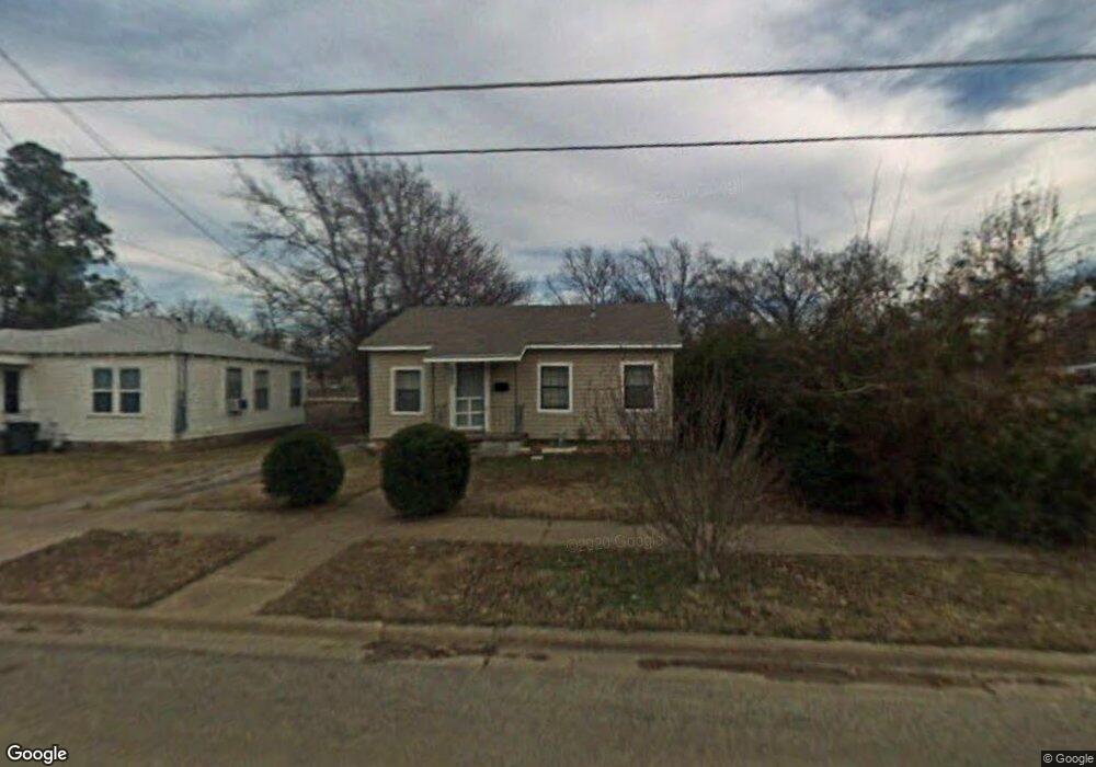 1215 N Hurt St, Sherman, TX 75090 - photo 1