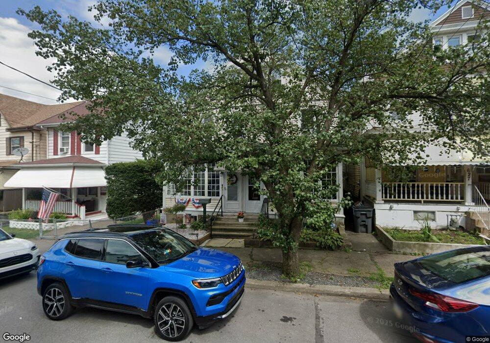 631 Grant St, Hazleton, PA 18201 - photo 1