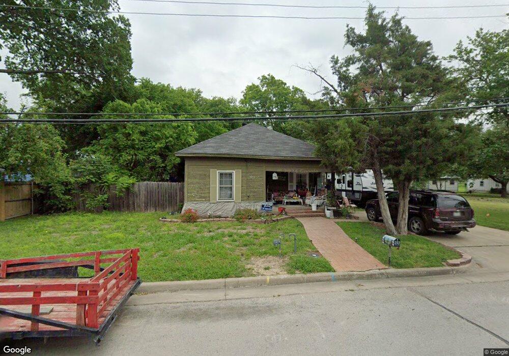 203 S Cottonbelt Ave, Wylie, TX 75098 - photo 1
