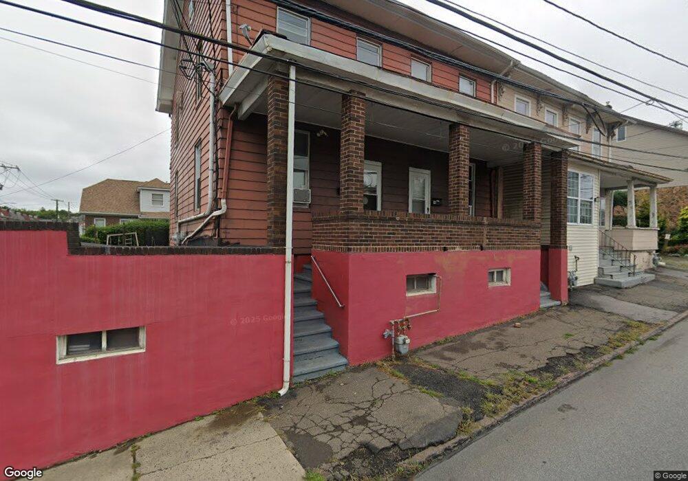 120 N Cedar St, Hazleton, PA 18201 - photo 1