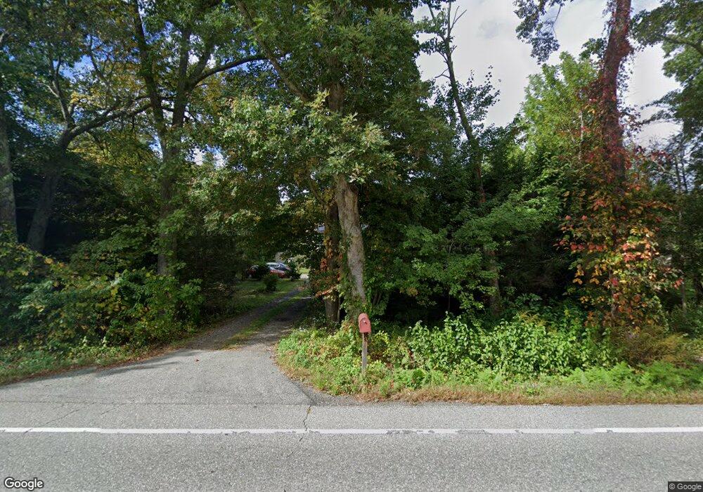 492 Middletown Rd, Colchester, CT 06415 - photo 1