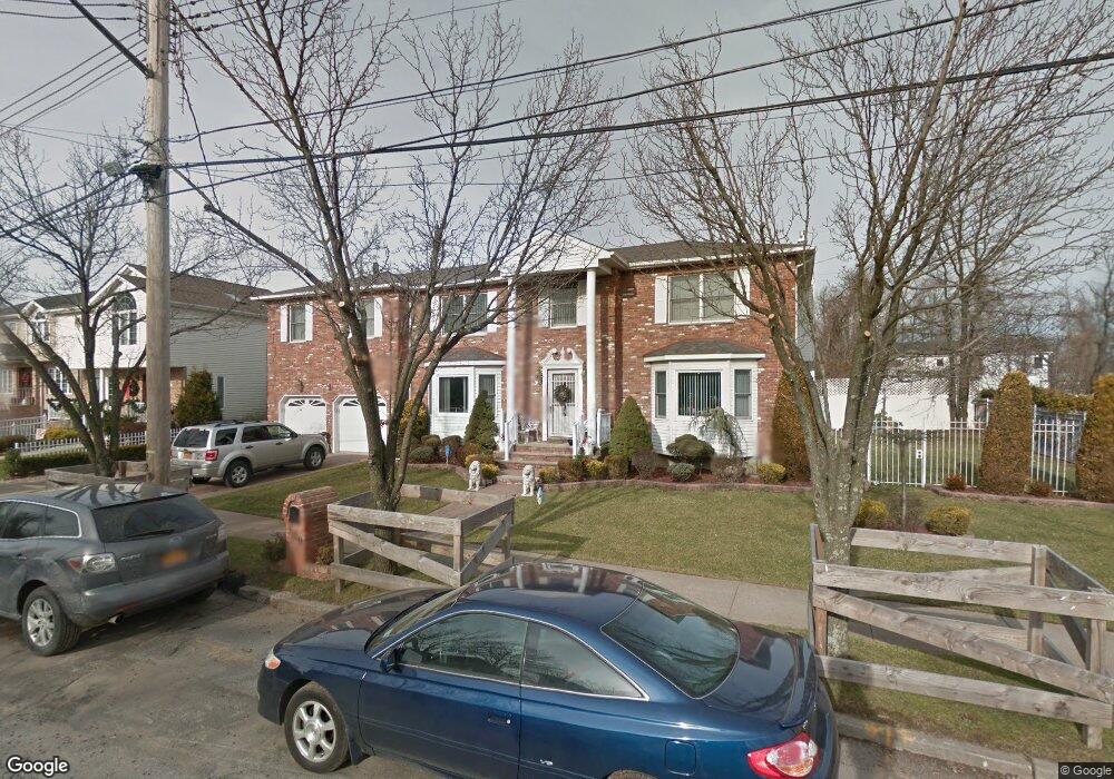 129 S Railroad St, Staten Island, NY 10312 - photo 1