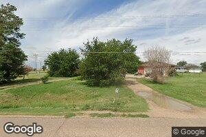 401 Park Dr, Holcomb, KS 67851