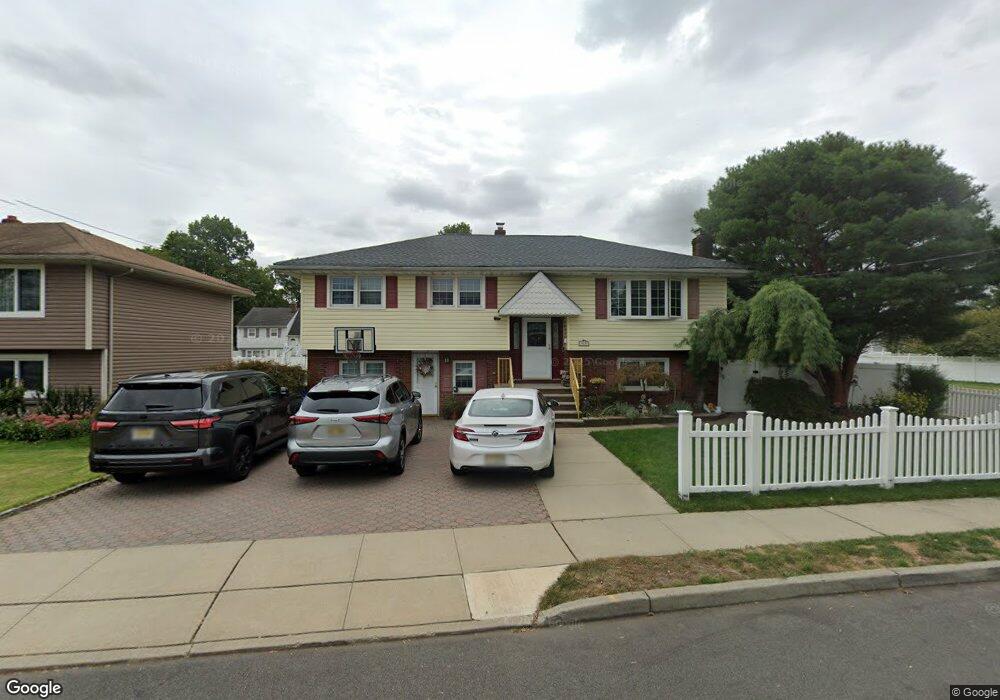 33 Kuhn Ct, Saddle Brook, NJ 07663 - photo 1