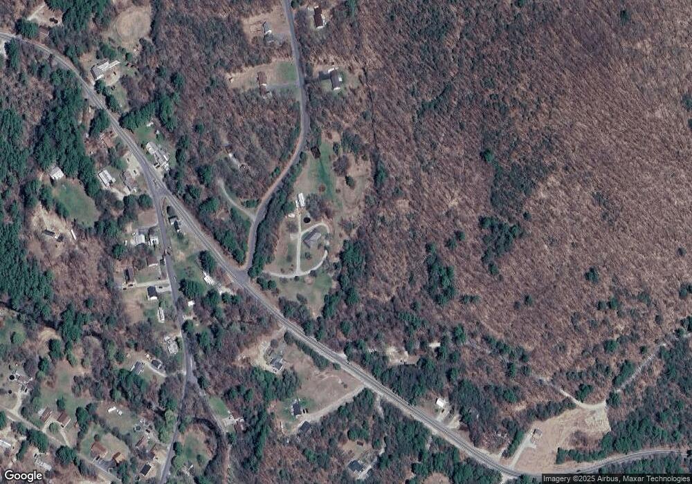 5 Acorn Dr, Winchester, NH 03470 - photo 1