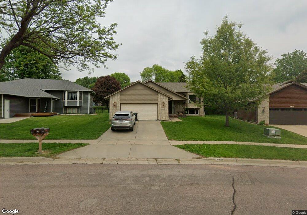 4808 E Blueridge Dr, Sioux Falls, SD 57110 - photo 1