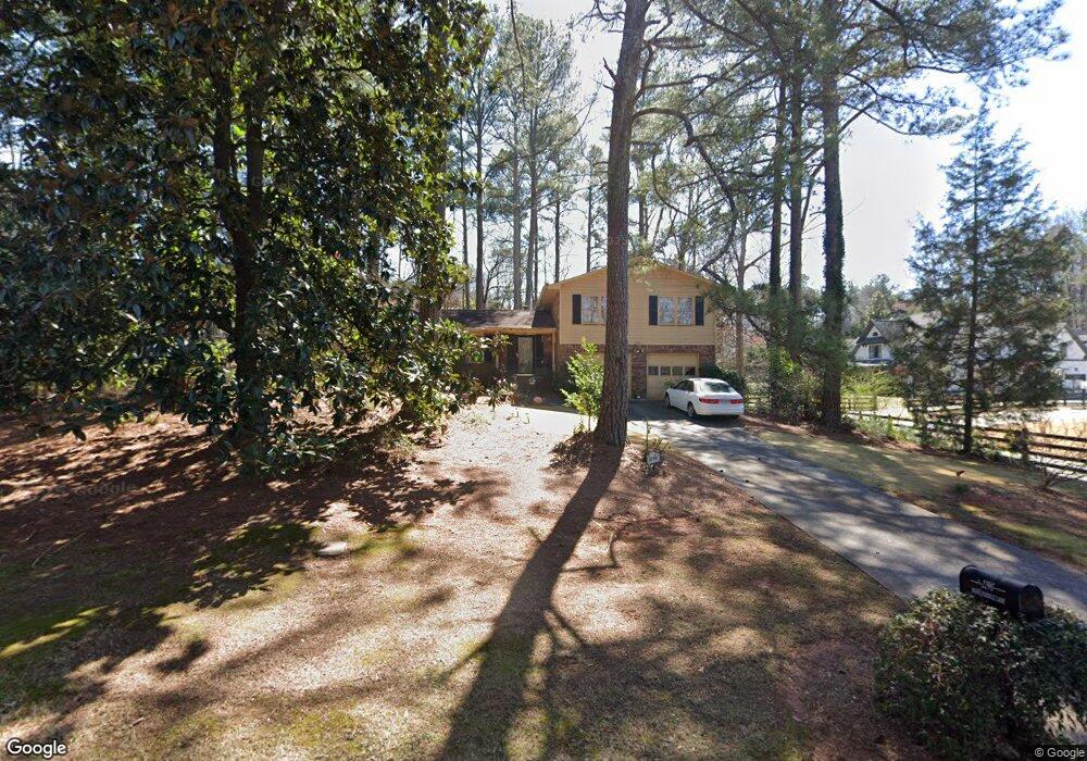 2290 Honeysuckle Ln SE, Smyrna, GA 30080 - photo 1