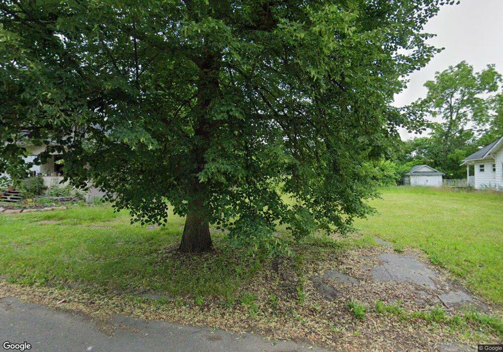 1521 Indiana Ave, Flint, MI 48506 - photo 1