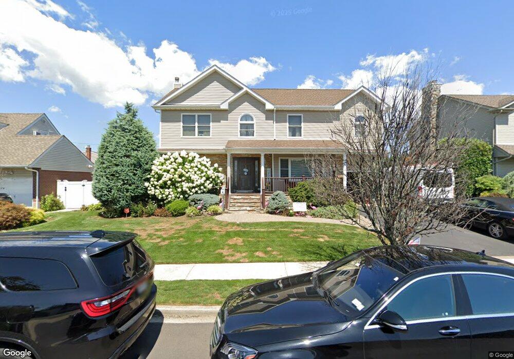 27 Sylvia Rd, Plainview, NY 11803 - photo 1