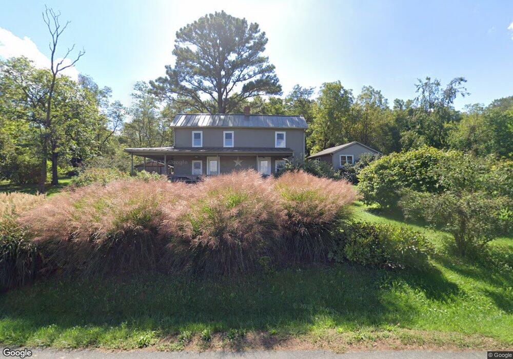 820 Fodderstack Rd, Flint Hill, VA 22627 - photo 1