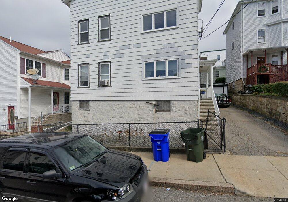 172 Grant St unit 2, Fall River, MA 02721 - photo 1