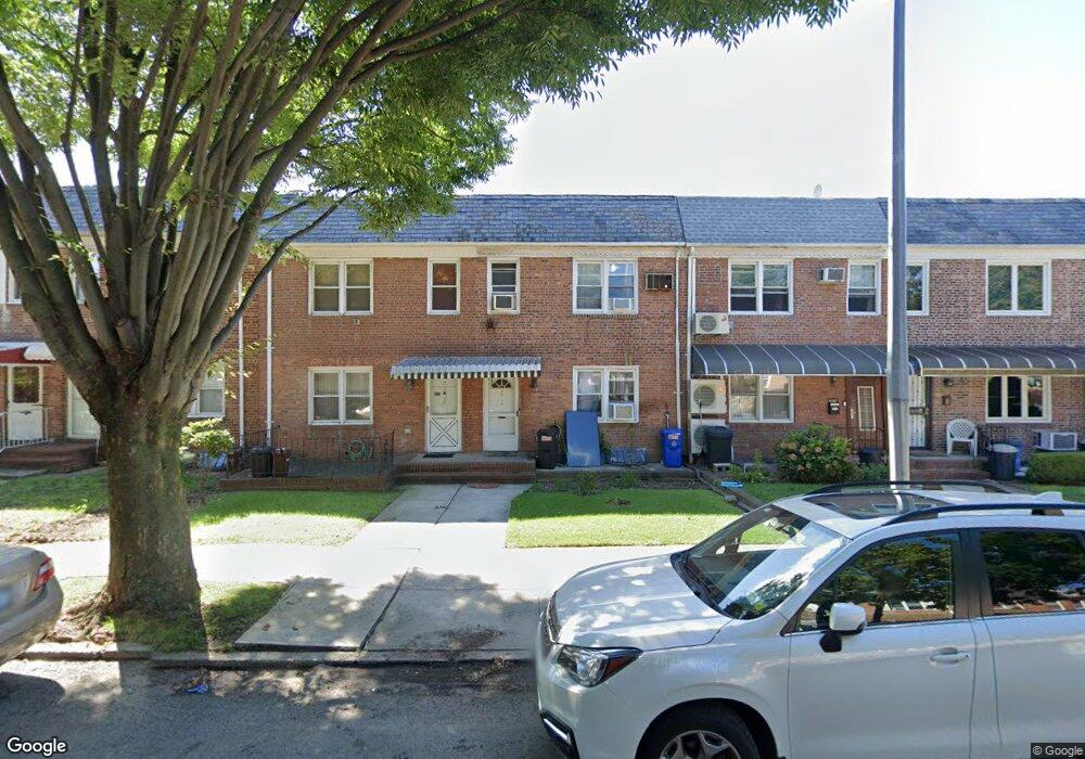 7514 168th St, Fresh Meadows, NY 11366 - photo 1