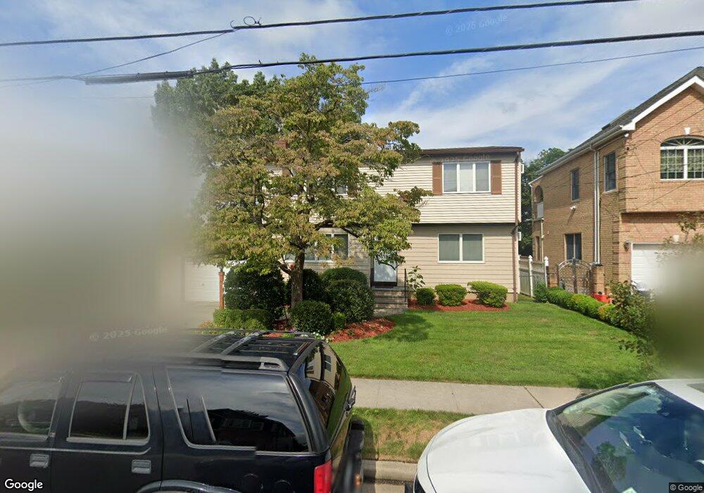 95 Barrymore Blvd, Franklin Square, NY 11010 - photo 1