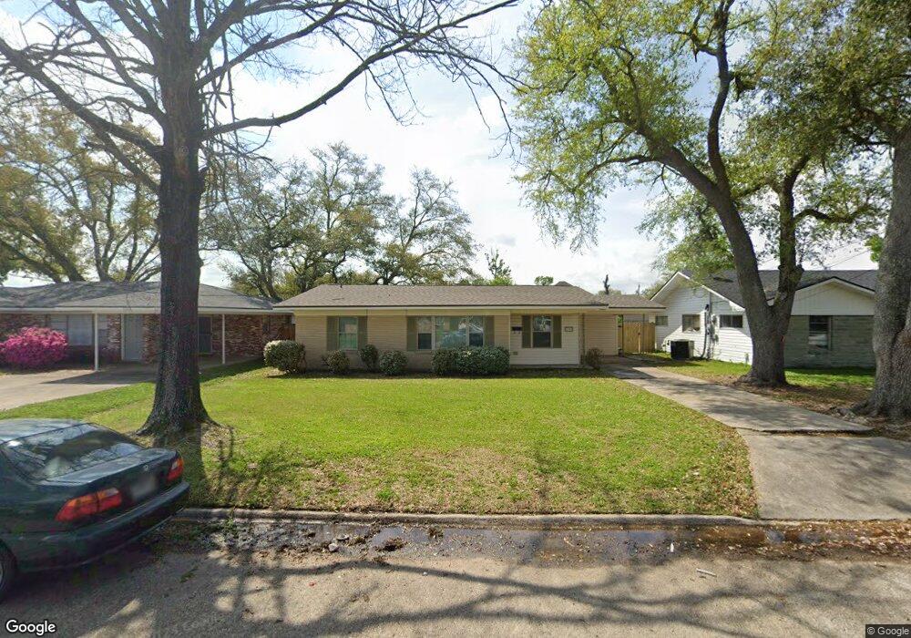 1308 N Elton Ct, Lake Charles, LA 70607 - photo 1
