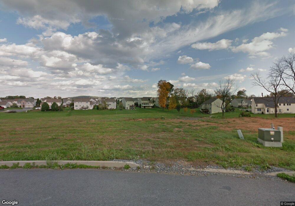 646 Ebersole Rd, Reading, PA 19605 - photo 1