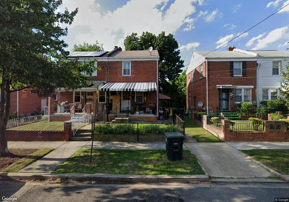 5502 C St SE, Washington, DC 20019 - photo 1