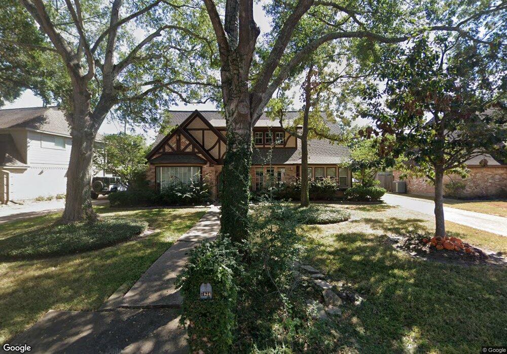 7634 Club Lake Dr, Houston, TX 77095 - photo 1