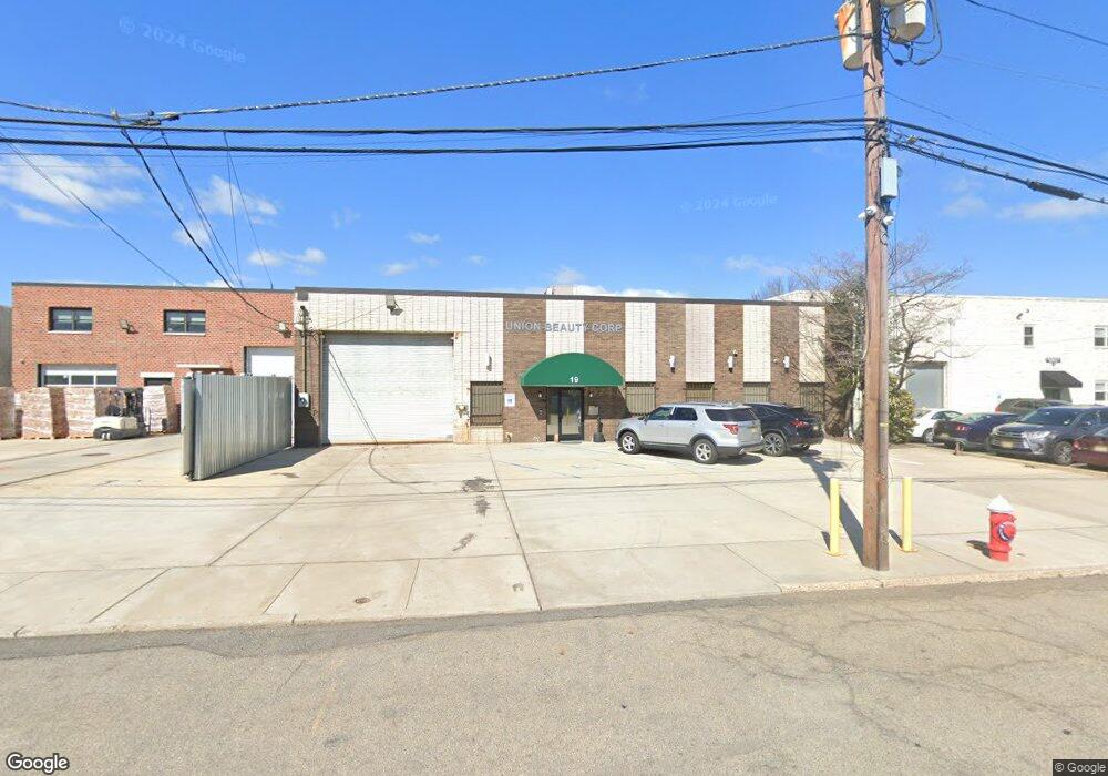 19 Ise St, South Hackensack, NJ 07606 - photo 1