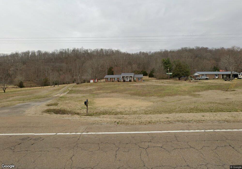 2546 Squirrel Hollow Dr, Linden, TN 37096 - photo 1