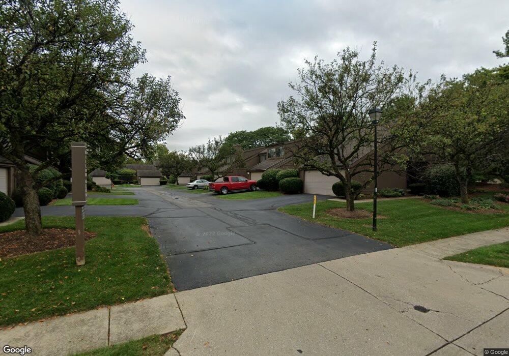 1985 Willow Glen Ln unit 52B, Columbus, OH 43229 - photo 1