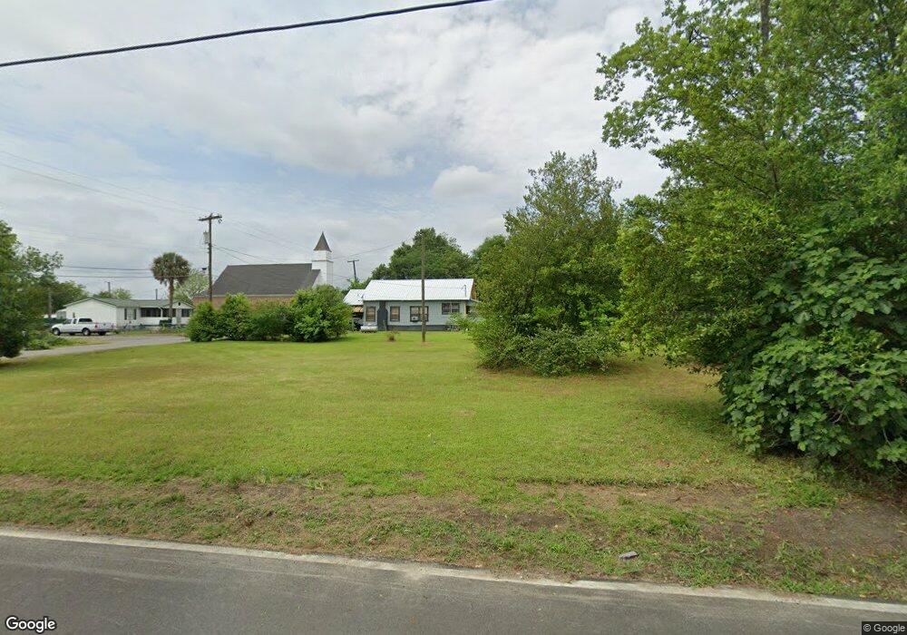 916 E Oconee St, Fitzgerald, GA 31750 - photo 1