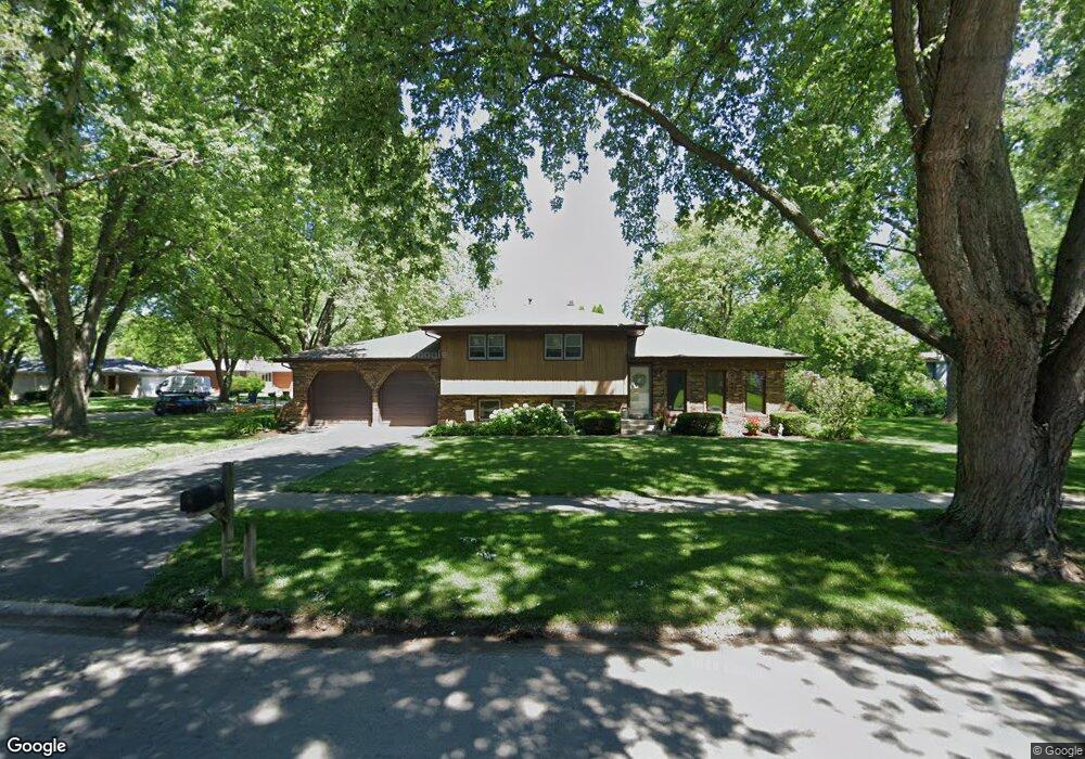 323 Waxwing Ave, Naperville, IL 60565 - photo 1