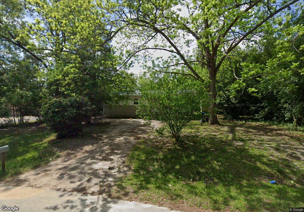 302 W Ohoopee St, Fitzgerald, GA 31750 - photo 1