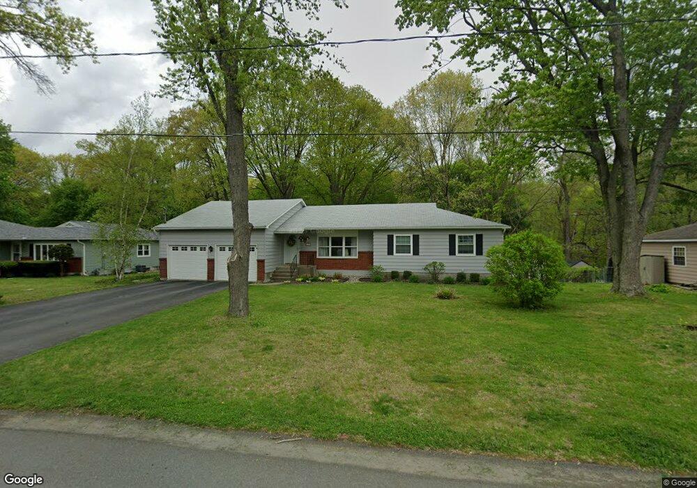 27 Wanda Ct, Troy, NY 12180 - photo 1