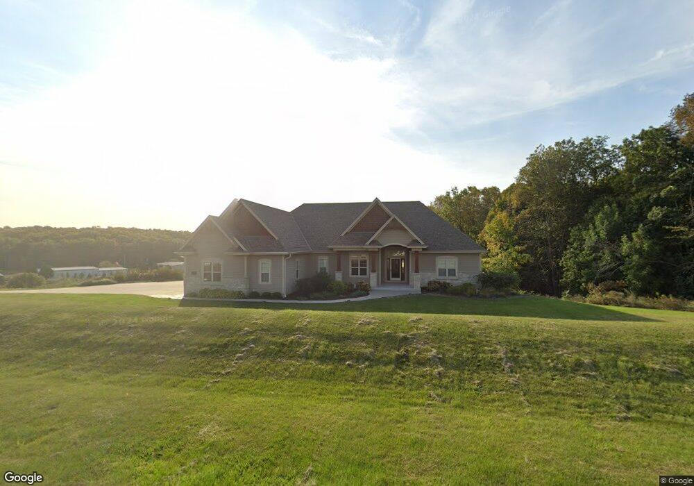 4177 S Woodcrest Ridge Dr, West Bend, WI 53095 - photo 1