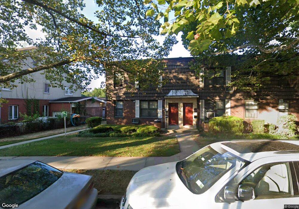 7032 136th St unit B, Flushing, NY 11367 - photo 1