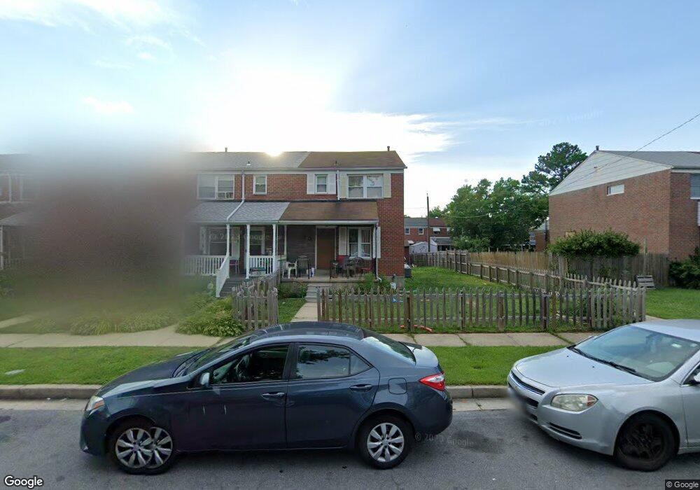 952 Foxridge Ln, Essex, MD 21221 - photo 1