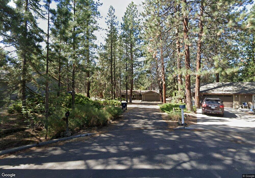 19867 Robinwood Place, Bend, OR 97702 - photo 1