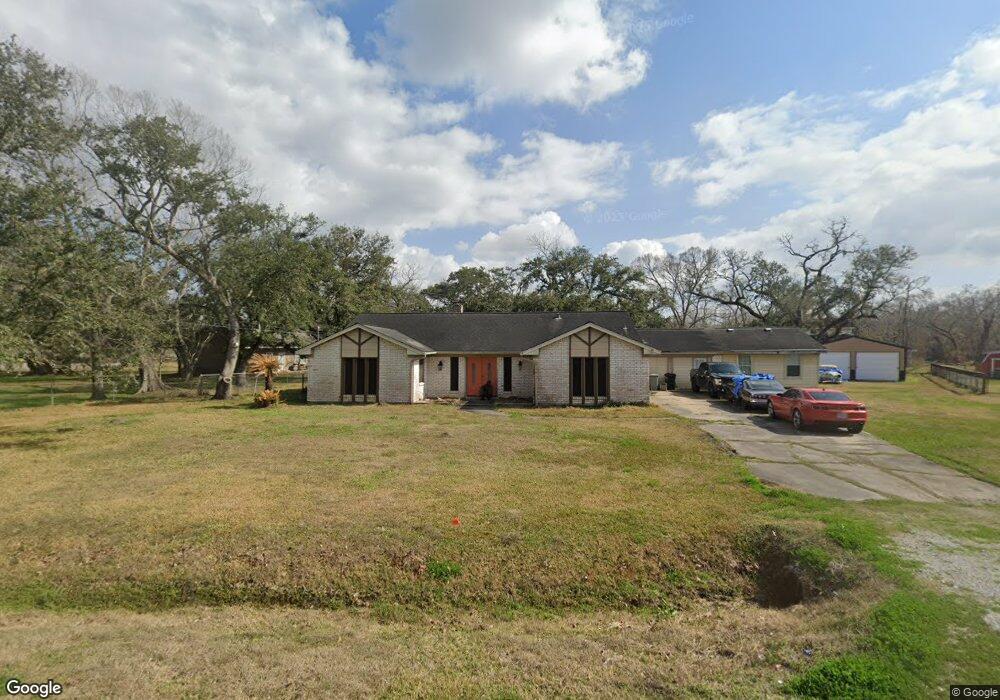 6903 Oak Bend Dr, Alvin, TX 77511 - photo 1