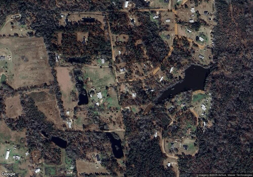 993 Ivy Rd, Douglas, GA 31533 - photo 1