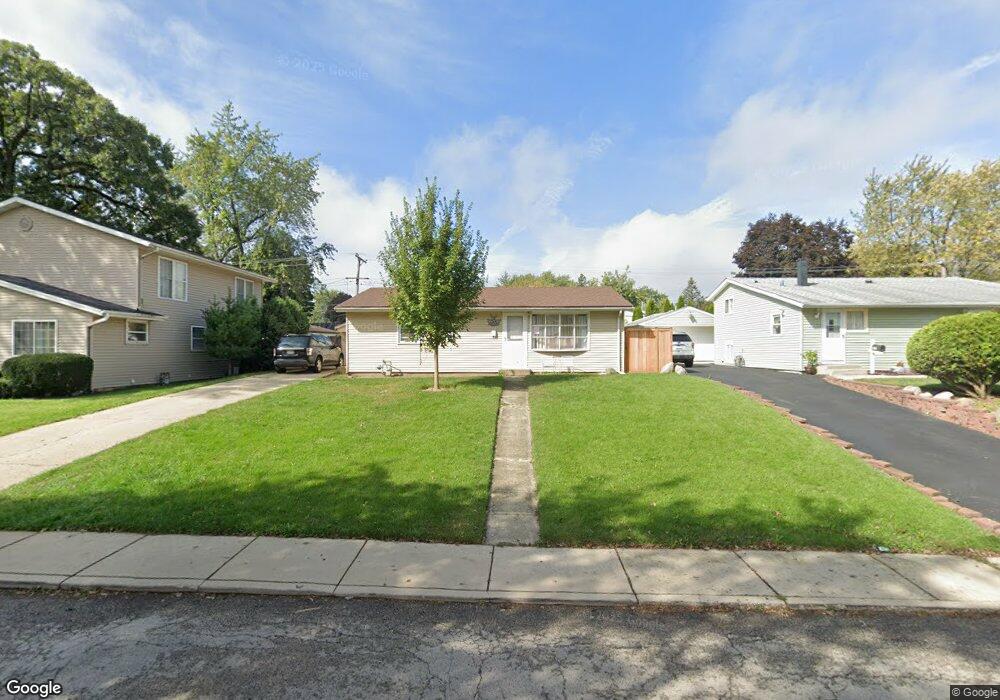 345 Delaware St, Carpentersville, IL 60110 - photo 1