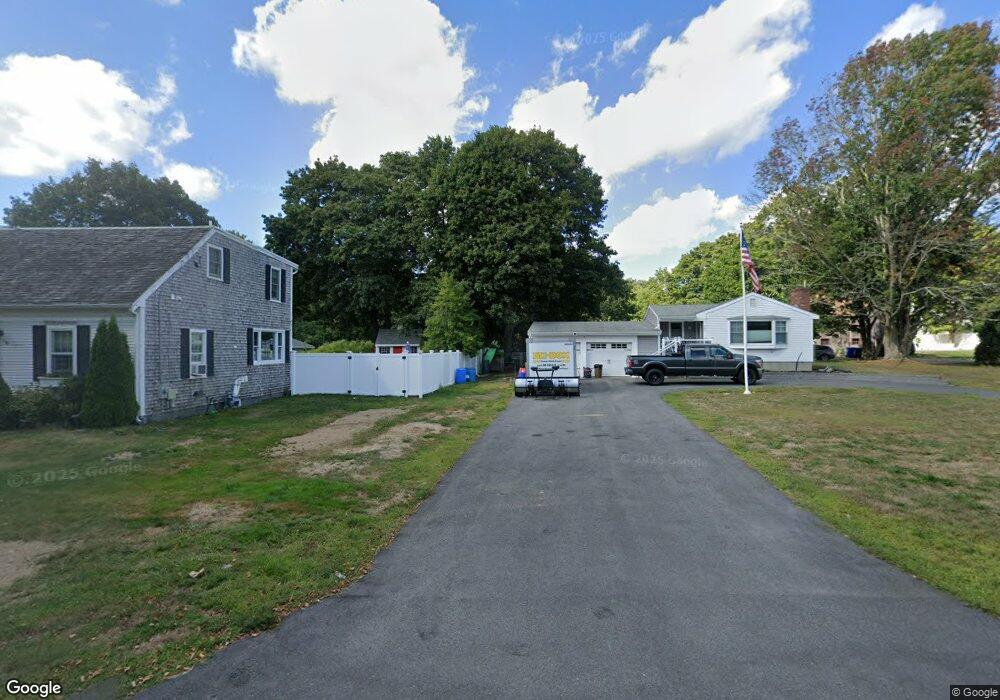 587 Webster St, Hanover, MA 02339 - photo 1