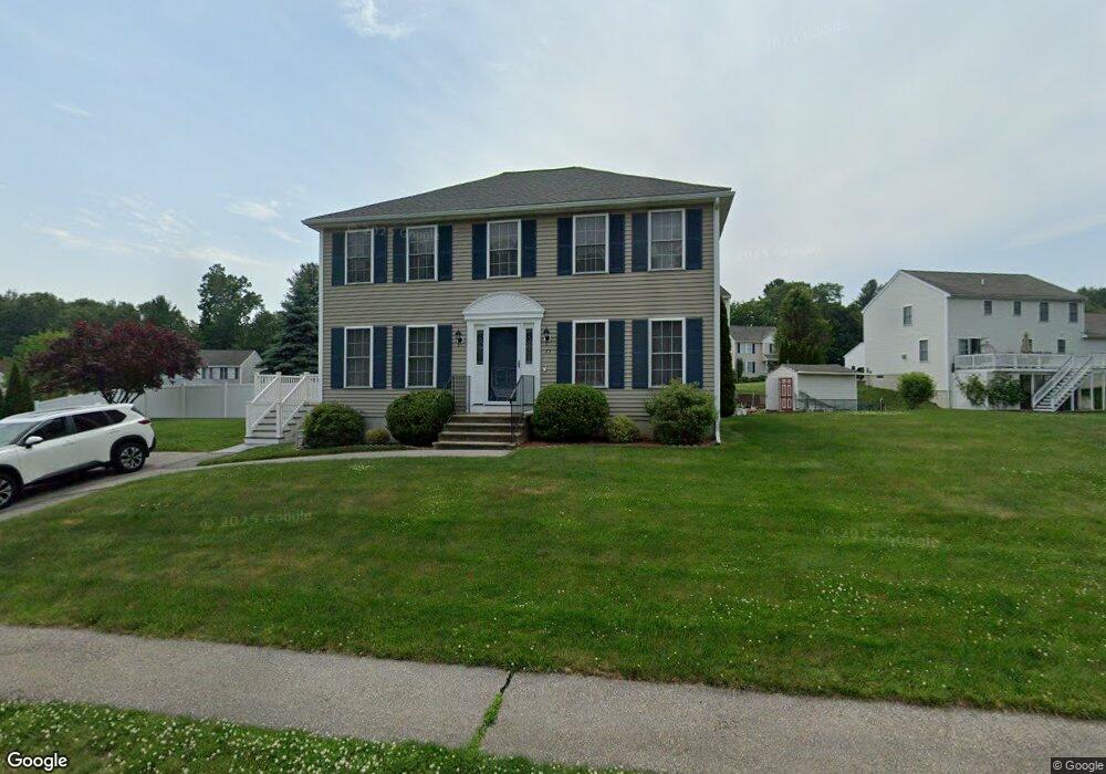 73 Epirus Dr, Lowell, MA 01854 - photo 1