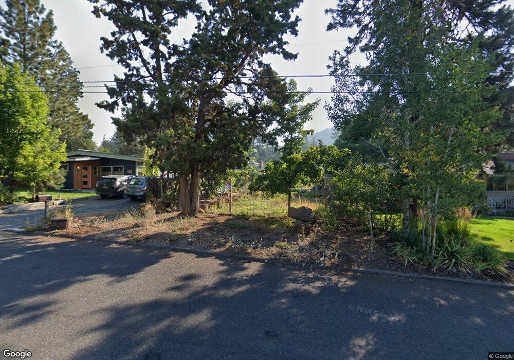 1144 NE 10th St, Bend, OR 97701 - photo 1