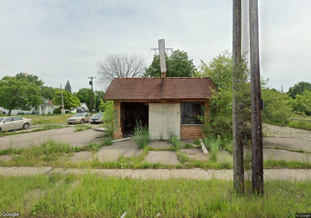 2809 Fenton Rd, Flint, MI 48507 - photo 1